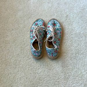 Kids shoes
